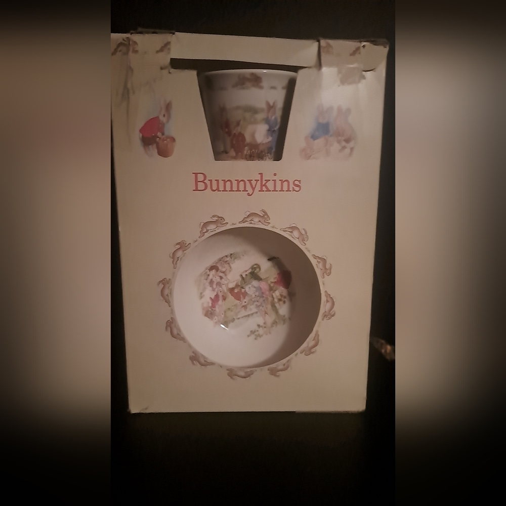 Bunnykins bowl and cup set from the